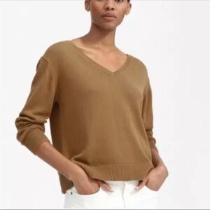 Everlane 100% Cashmere Sweater